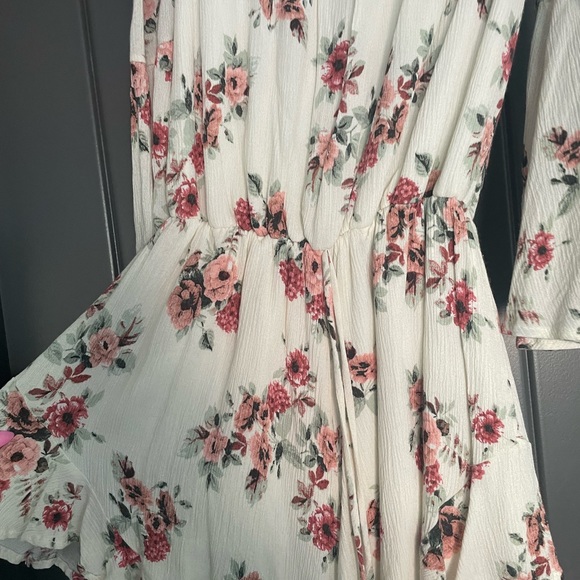 Sage white floral OTS romper - S - Picture 3 of 14